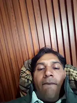 Snapshot of johnny8731 chatting on 11-23-25, 09:42 johnny8731 online show from 11-23-25, 09:42