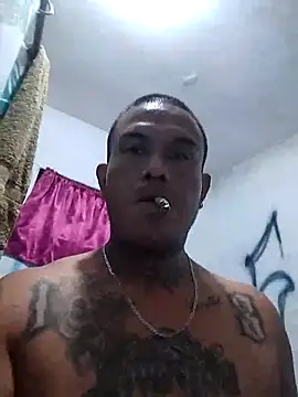 Snapshot of Patilllas chatting on 10-11-25, 09:08 Patilllas online show from 10-11-25, 09:08