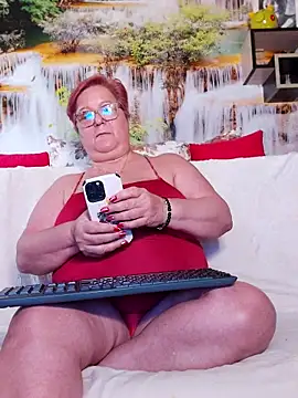 QueenPammy1 online show from 02-15-25, 01:05