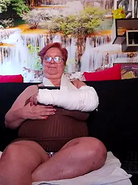 QueenPammy1 online show from 03-05-25, 10:11