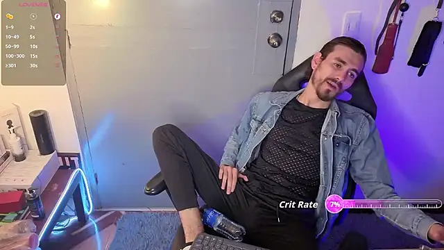 Snapshot of Aaron_malikk chatting on 09-08-25, 09:58 Aaron malikk online show from 09-08-25, 09:58