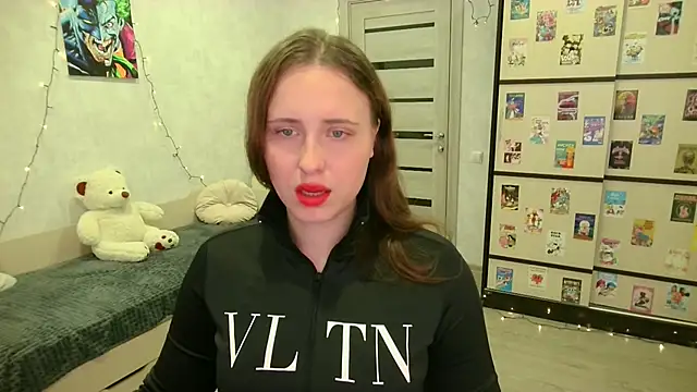 BarbiePieer online show from 10-11-25, 09:30