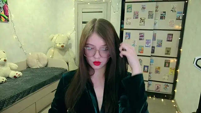 Snapshot of GinnyBlacky chatting on 10-10-25, 07:24 GinnyBlacky online show from 10-10-25, 07:24