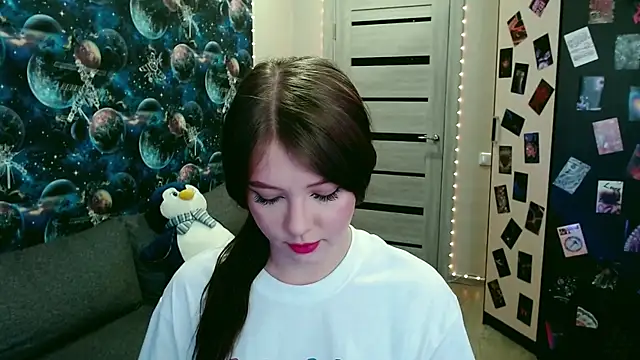 Snapshot of GinnyBlacky chatting on 10-15-25, 04:40 GinnyBlacky online show from 10-15-25, 04:40