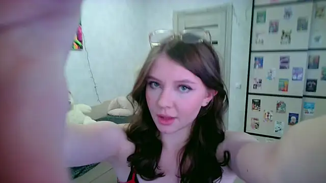 Snapshot of GinnyBlacky chatting on 10-20-25, 09:04 GinnyBlacky online show from 10-20-25, 09:04