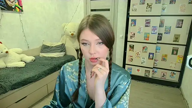 Snapshot of GinnyBlacky chatting on 02-20-26, 03:45 GinnyBlacky online show from 02-20-26, 03:45