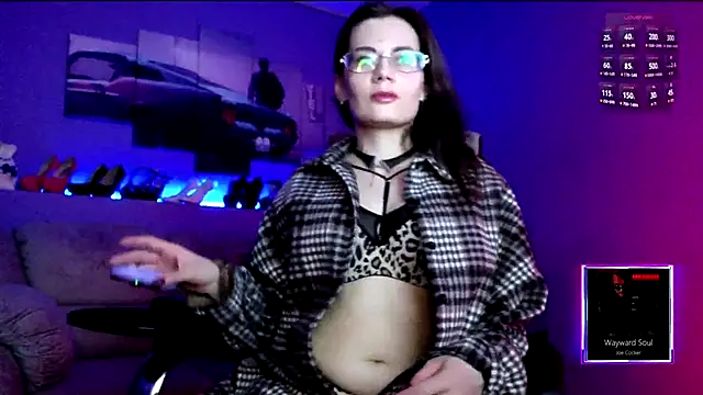 MilanaPure online show from 03-15-25, 04:21