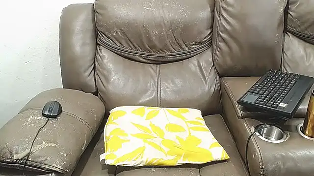 Snapshot of AriesCake chatting on 02-23-26, 09:56 AriesCake online show from 02-23-26, 09:56