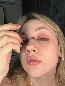 mollygirll online show from 04-04-26, 08:06