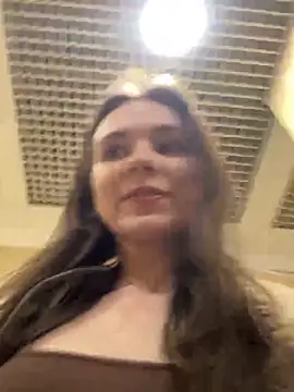 MilaBee online show from 10-08-25, 09:40