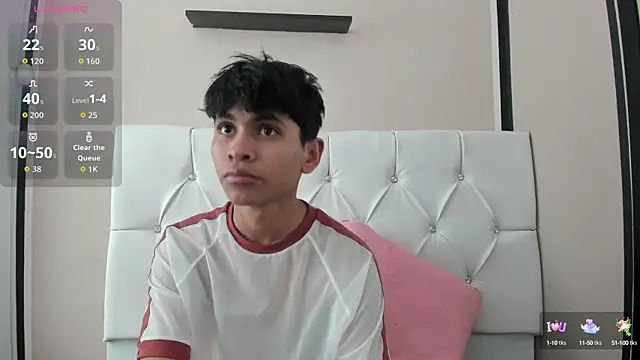 Snapshot of Ethan_Westt chatting on 09-26-25, 09:08 Ethan Westt online show from 09-26-25, 09:08