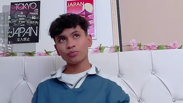 Snapshot of Ethan_Westt chatting on 11-08-25, 08:07 Ethan Westt online show from 11-08-25, 08:07