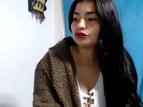 AlanaHotxx online show from 11-21-25, 06:12