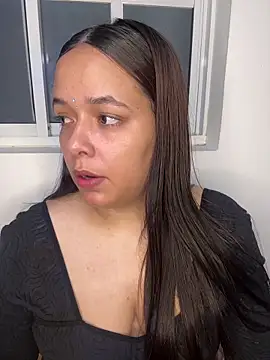 Snapshot of Deepika_padukoneNisha chatting on 10-10-25, 11:53 Deepika padukoneNisha online show from 10-10-25, 11:53