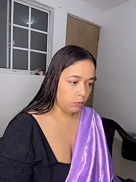 Snapshot of Deepika_padukoneNisha chatting on 10-21-25, 02:07 Deepika padukoneNisha online show from 10-21-25, 02:07