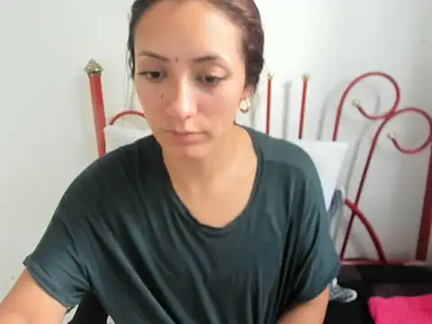 Snapshot of DulceXmile chatting on 11-18-25, 09:41 DulceXmile online show from 11-18-25, 09:41