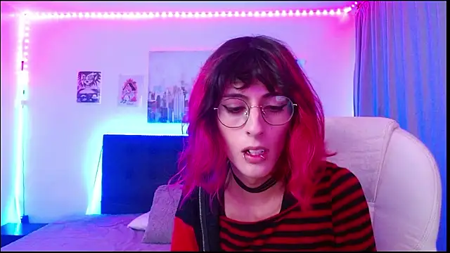 goth minerva online show from 01-08-26, 01:24