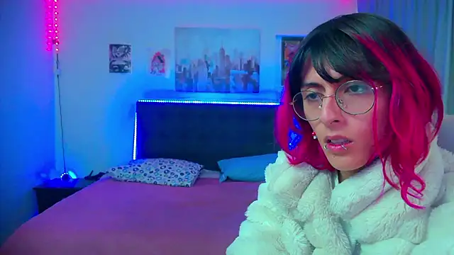 goth minerva online show from 02-17-26, 01:51