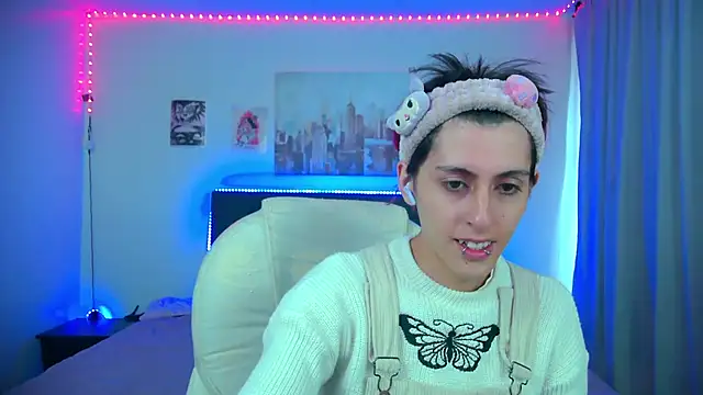 goth minerva online show from 02-25-26, 01:32