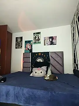 KARINNA  RAVEN online show from 10-18-25, 02:14