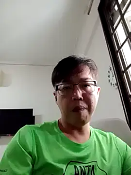 Snapshot of akumasian chatting on 03-19-25, 04:14 akumasian online show from 03-19-25, 04:14