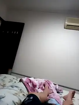 Snapshot of akumasian chatting on 03-19-25, 12:56 akumasian online show from 03-19-25, 12:56