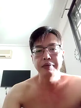 Snapshot of akumasian chatting on 03-21-25, 01:13 akumasian online show from 03-21-25, 01:13