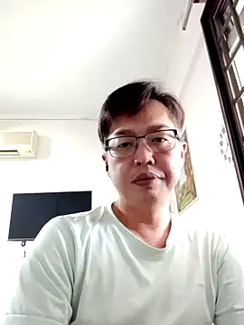 Snapshot of akumasian chatting on 03-22-25, 12:06 akumasian online show from 03-22-25, 12:06