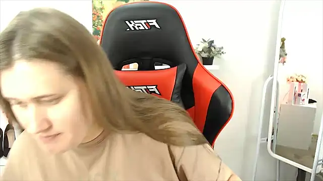 Lucky Lana online show from 09-22-25, 02:35