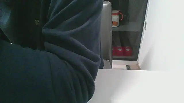 Snapshot of nole_china7 chatting on 10-11-25, 11:53 nole china7 online show from 10-11-25, 11:53