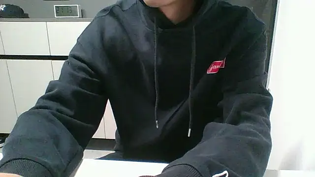 Snapshot of nole_china7 chatting on 10-17-25, 01:14 nole china7 online show from 10-17-25, 01:14