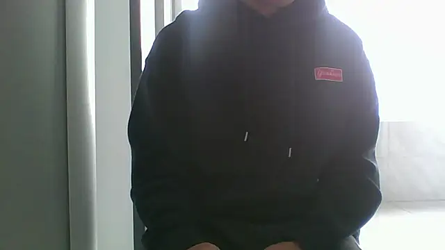 Snapshot of nole_china7 chatting on 10-26-25, 01:11 nole china7 online show from 10-26-25, 01:11