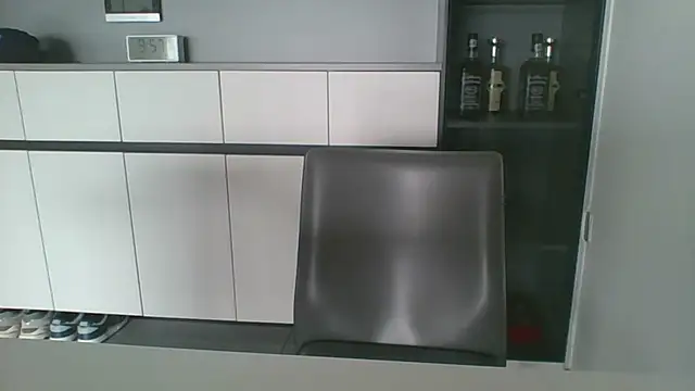 Snapshot of nole_china7 chatting on 11-15-25, 01:58 nole china7 online show from 11-15-25, 01:58