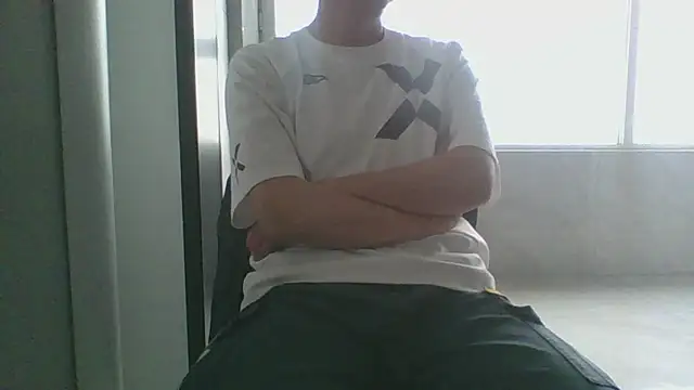 Snapshot of nole_china7 chatting on 01-18-26, 02:04 nole china7 online show from 01-18-26, 02:04