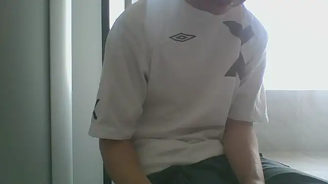 Snapshot of nole_china7 chatting on 02-13-26, 01:01 nole china7 online show from 02-13-26, 01:01