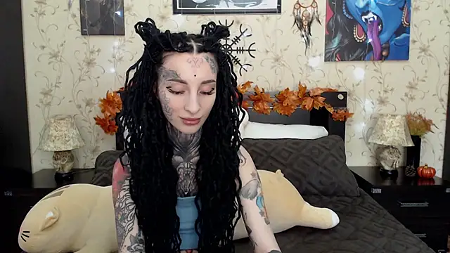 Velvetbat online show from 10-13-25, 06:57