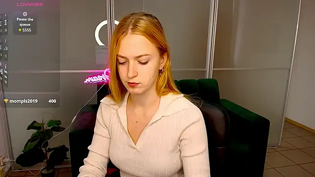 MirandaMayers online show from 10-21-25, 11:44