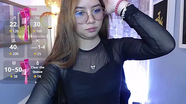 Fiorellaa delsd online show from 10-15-25, 03:12