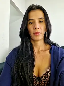 suzy20252 online show from 09-25-25, 12:53