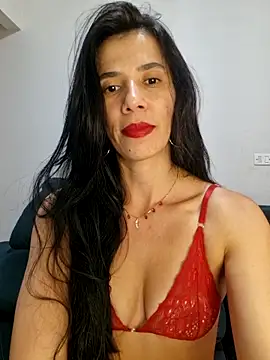 suzy20252 online show from 11-06-25, 11:55