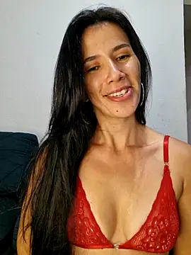 suzy20252 online show from 11-18-25, 12:20