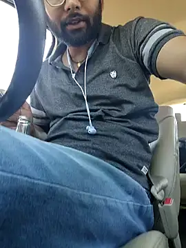 Snapshot of UAjit chatting on 10-05-25, 09:07 UAjit online show from 10-05-25, 09:07