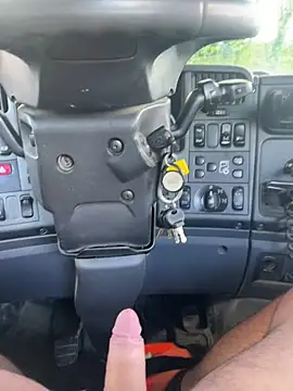 Swiss8700 online show from 09-10-25, 03:23