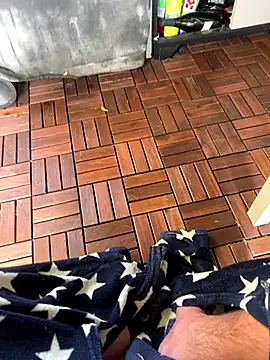 Swiss8700 online show from 10-05-25, 11:19