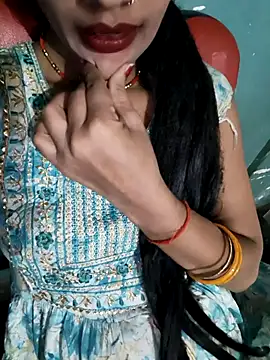 Eshwari Chopra online show from 10-27-25, 03:54