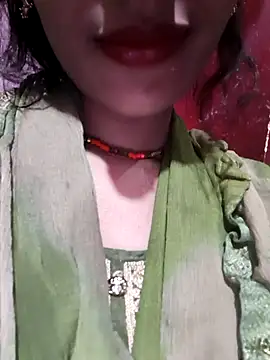 Eshwari Chopra online show from 11-13-25, 03:27