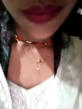 Eshwari Chopra online show from 11-18-25, 05:06