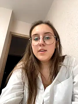 Snapshot of Vviikkssiikk chatting on 09-26-25, 02:32 Vviikkssiikk online show from 09-26-25, 02:32