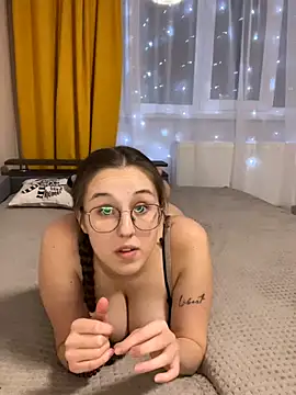 Vviikkssiikk online show from 12-17-25, 07:31