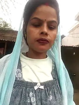 Eshna Dabral online show from 10-31-25, 07:53